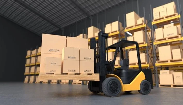 Fulfillment Center vs. Warehouse: What’s the Difference?