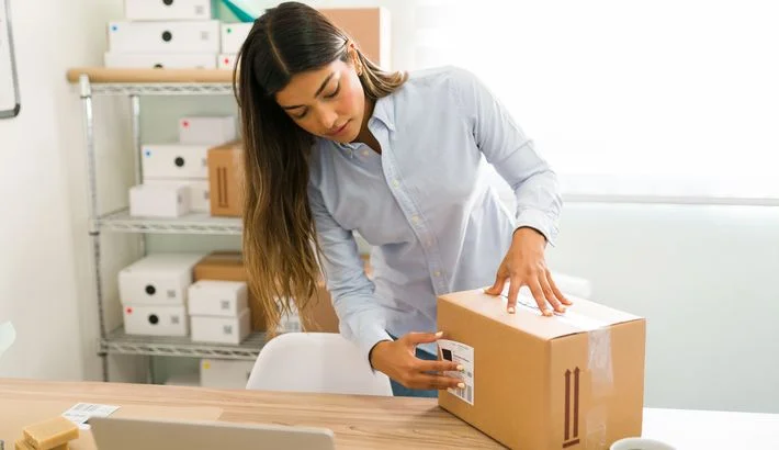 How to Address a Package for Domestic and International Shipping